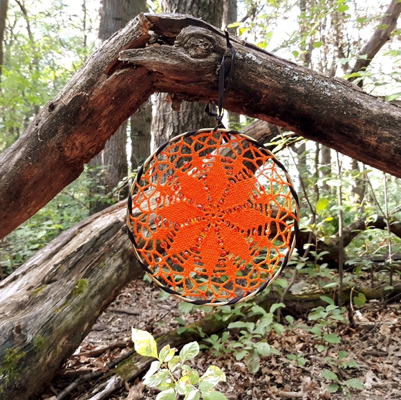 Shop Policies: Shadow Wings - Picture 6 of 9